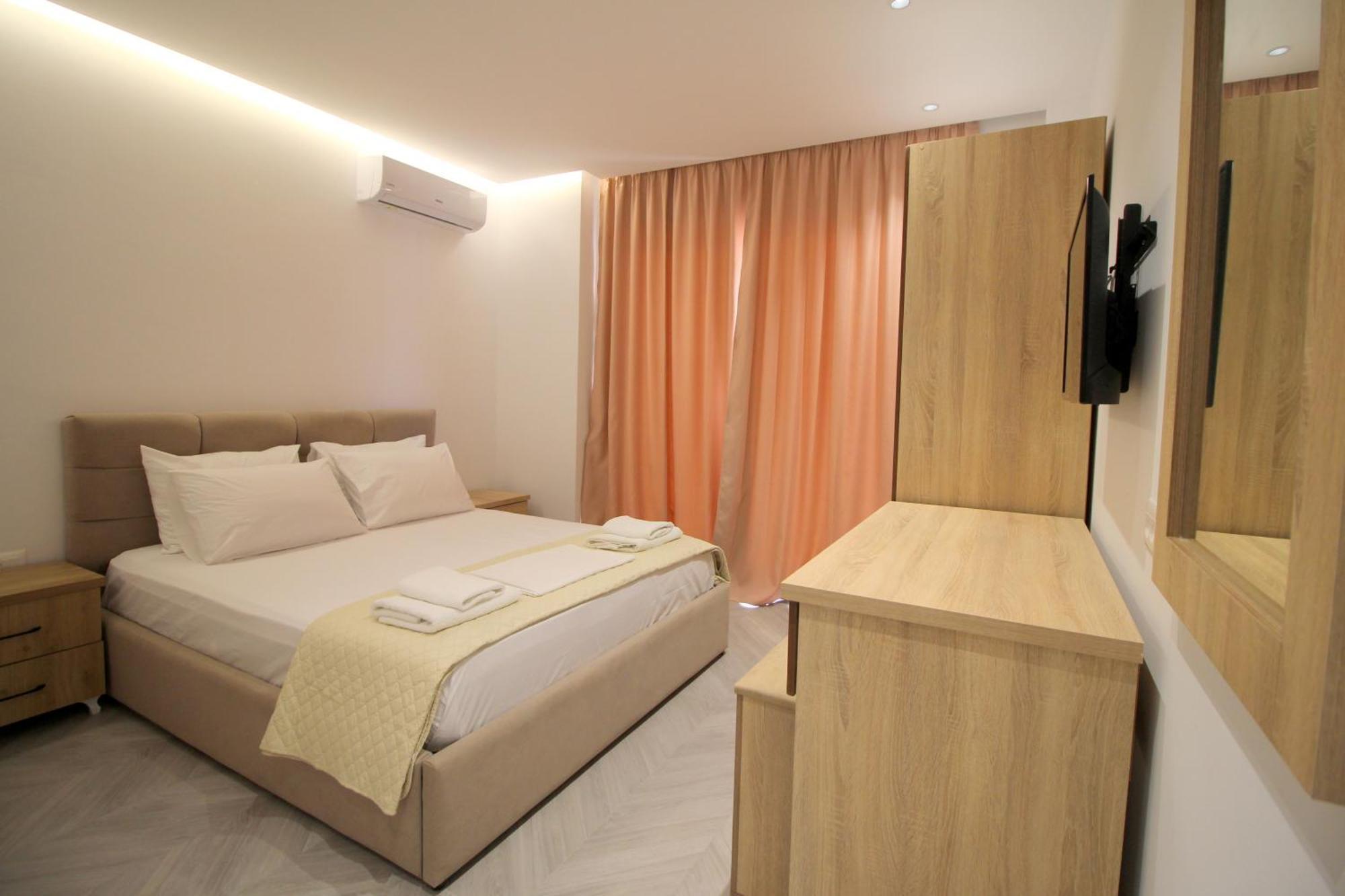 Noa Boutique Hotel Ksamil Ruang foto
